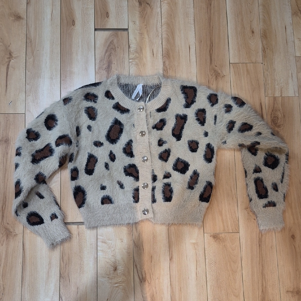 Dreamers by Debut Women's Size XS Beige Fuzzy Leopard-Print Cardigan